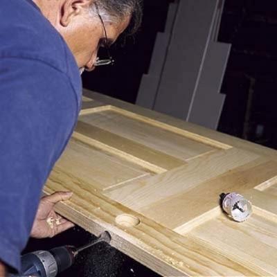 Как самостоятельно установить межкомнатную дверь: устанавливаем дверь с коробкой самостоятельно