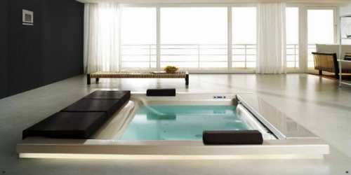 Встроенная ванна в пол: особенности, виды, монтаж