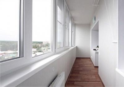 Варианты отделки балкона внутри: отделочные материалы и фото оформления Варианты отделки балкона внутри: отделочные материалы и фото оформления