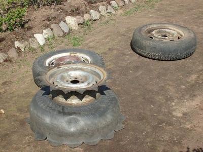 Клумба своими руками: делаем клумбу из подручных материалов на даче Клумба своими руками: делаем клумбу из подручных материалов на даче