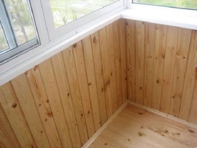 Варианты отделки балкона внутри: отделочные материалы и фото оформления Варианты отделки балкона внутри: отделочные материалы и фото оформления