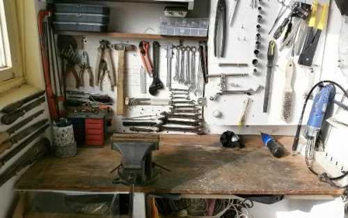 Как установить верстак на балконе