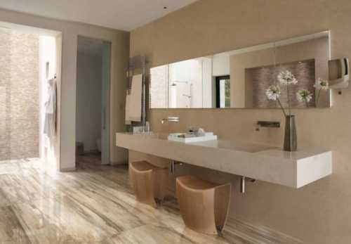 Что предпочесть: натуральную древесину или плитку под дерево