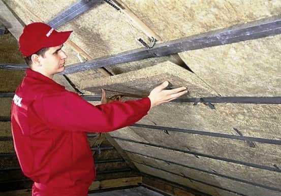 Толщина утеплителя для мансарды в зависимости от выбора материала