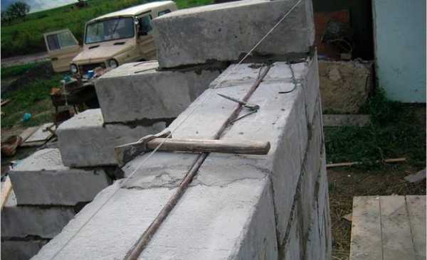 Проекты одноэтажных домов из пеноблоков: особенности очень легких стен Проекты одноэтажных домов из пеноблоков: особенности очень легких стен