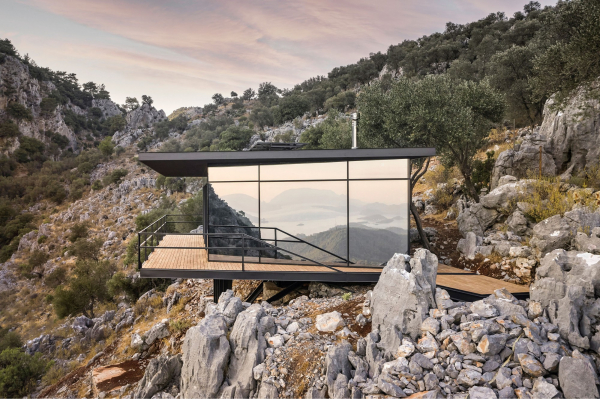 Дом в стиле минимализма и устойчивого развития Дом в стиле минимализма и устойчивого развития