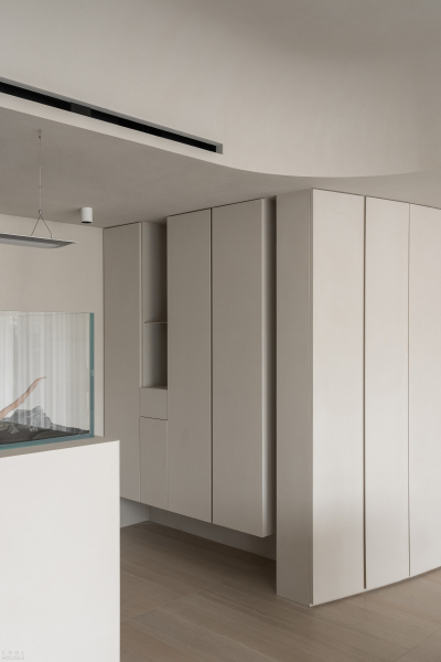 Квартира с плавным изогнутым дизайном