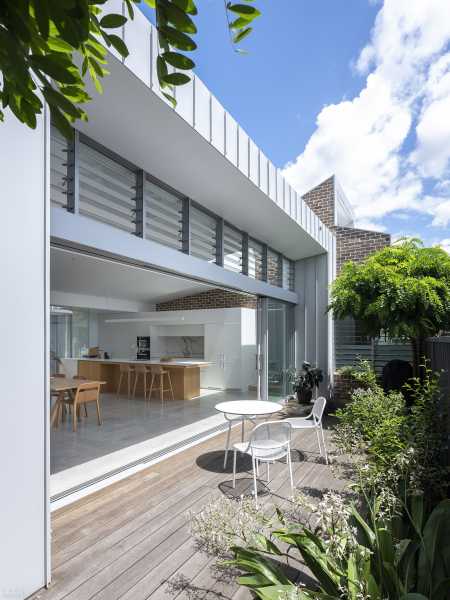 Семейный дом с инновационной пространственной конфигурацией Семейный дом с инновационной пространственной конфигурацией