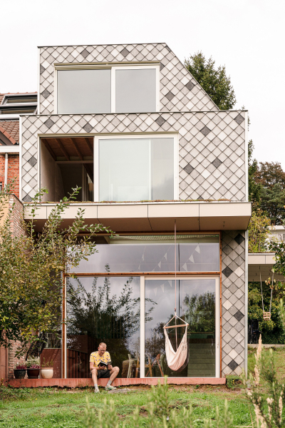 «Дом Дракона» с многослойным пространством «Дом Дракона» с многослойным пространством