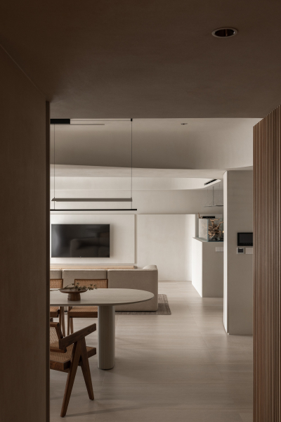 Квартира с плавным изогнутым дизайном