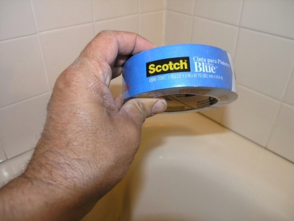 Как и чем удалить старый герметик и нанести новый Как и чем удалить старый герметик и нанести новый