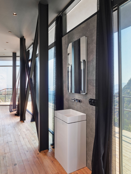 Дом в стиле минимализма и устойчивого развития Дом в стиле минимализма и устойчивого развития