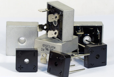 Максимальная рассеиваемая мощность и обратное напряжение на диоде