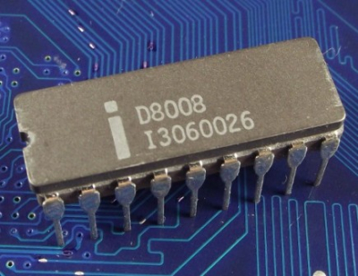 Про микроконтроллеры для начинающих - история создания, основные виды и различия Про микроконтроллеры для начинающих - история создания, основные виды и различия