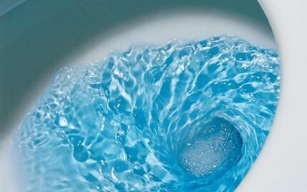 Как прочистить унитаз тросом: выбор инструмента и инструктаж по его применению