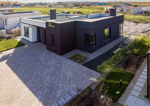 Плоская кровля как философия жизни: как в Новосибирске создают Дома Будущего с эксплуатируемой крышей Плоская кровля как философия жизни: как в Новосибирске создают Дома Будущего с эксплуатируемой крышей