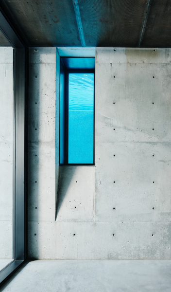 Минималистская вилла в пустынном ландшафте