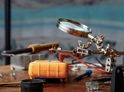 Простая RC-цепь для задержки прямоугольных импульсов