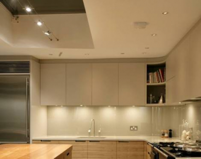 Как расположить светильники на потолке