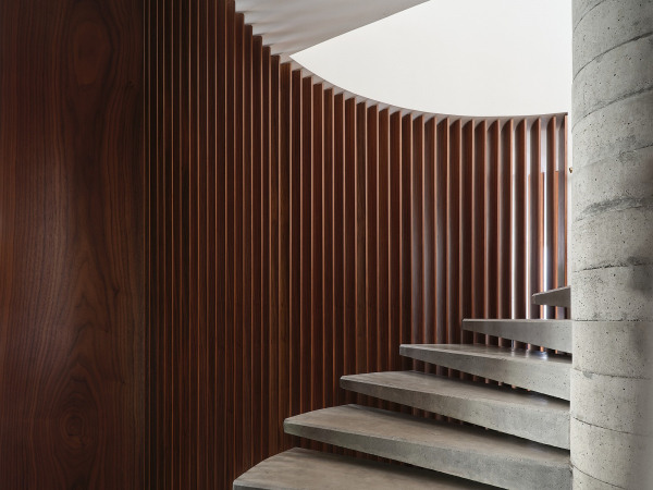 Геометрическая средиземноморская вилла