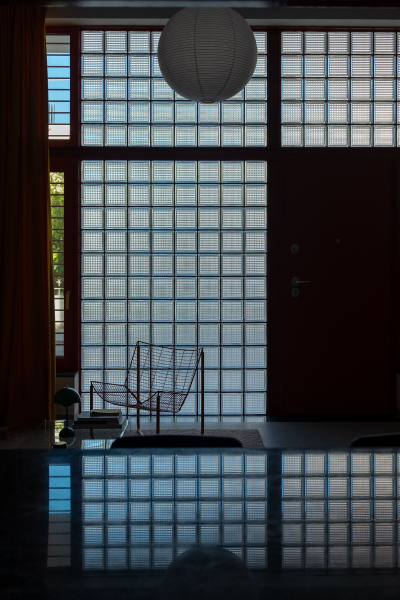 Многоуровневый лофт с индустриальной атмосферой