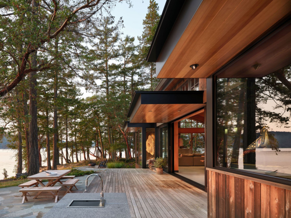 Островной дом с деревенским шиком