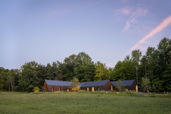 Современный гостевой дом в сельской местности Современный гостевой дом в сельской местности