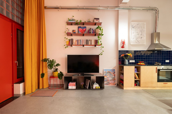 Многоуровневый лофт с индустриальной атмосферой