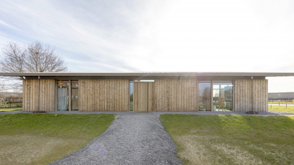 Экологичная вилла с вневременной архитектурой Экологичная вилла с вневременной архитектурой