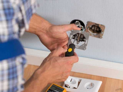 Как снять розетку со стены и разобрать её Как снять розетку со стены и разобрать её