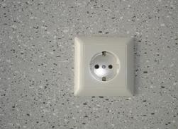 Как заменить наружную розетку на внутреннюю