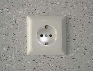 Как заменить наружную розетку на внутреннюю